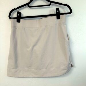 Beige athletic skirt